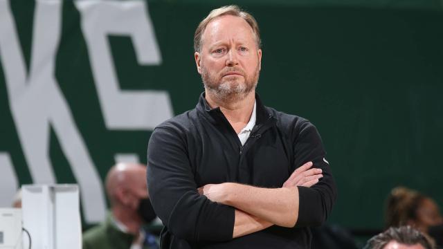budenholzer-sideline-iso-1568x882.jpg